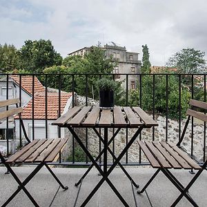 Orm - Martires & Pinheiro Apartments